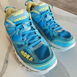 HOKA ONE ONE Stinson 3 Sneakers. Running Shoes. Wmn’s 9. Dresden Blue/Blue Atoll